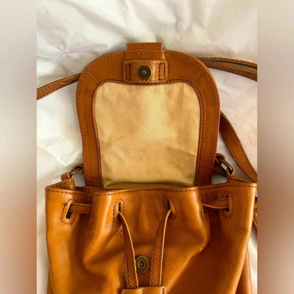 Lucky Brand Crossbody Natural Jordan Mini Brown Leather Tassel Saddle Bag - Picture 5 of 8